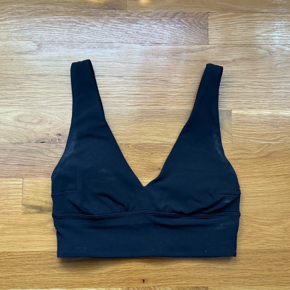 Lululemon Align V neck bra